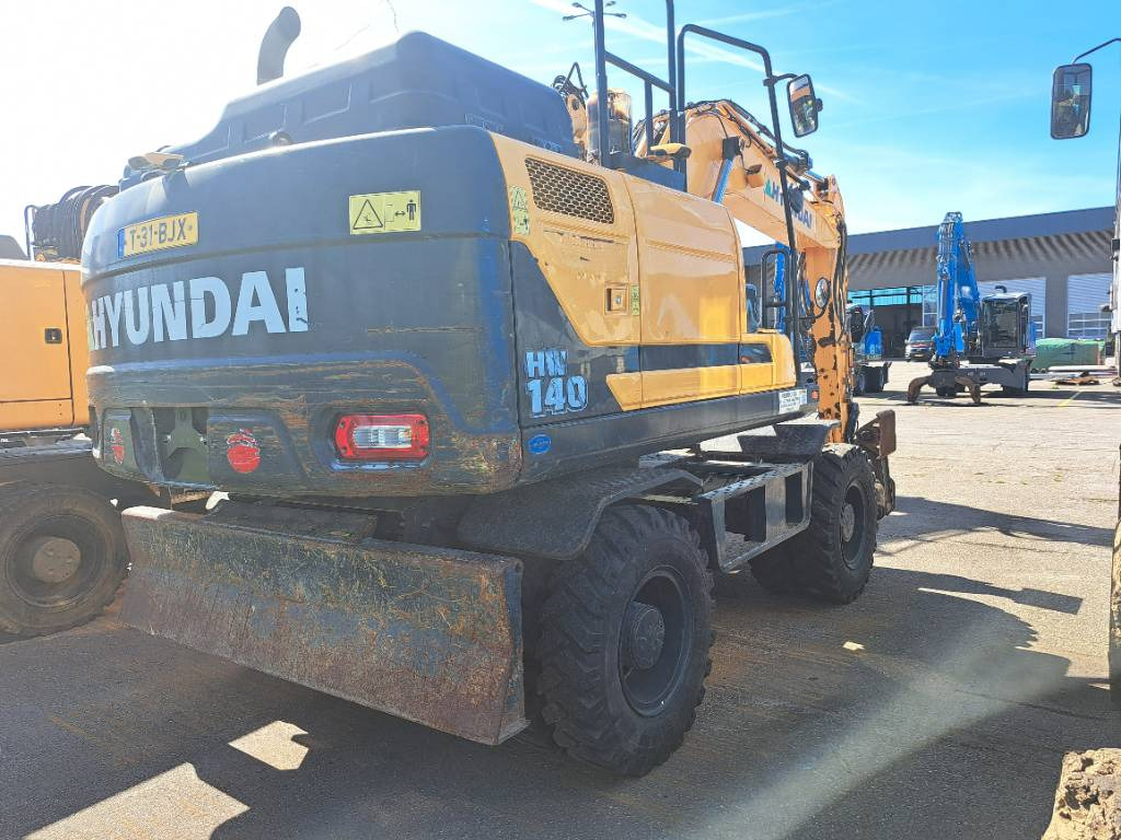 Hyundai HW140 - Wheel excavator: picture 4 Hyundai HW140 - Wheel excavator: picture 4
