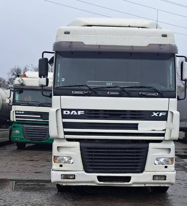DAF XF 95 - Tractor unit: picture 3 DAF XF 95 - Tractor unit: picture 3
