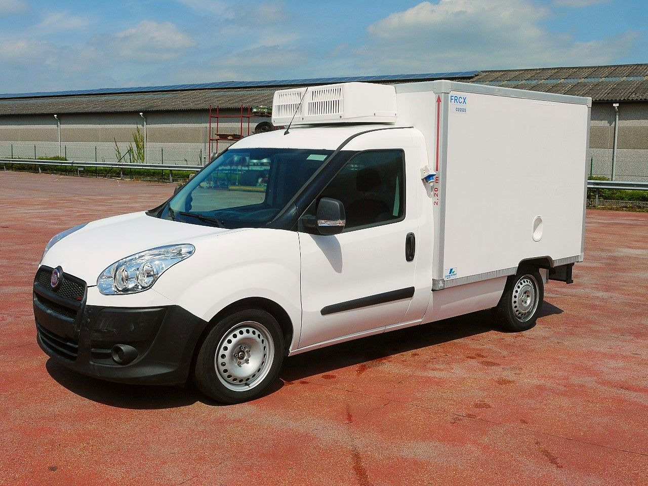 Fiat DOBLO 1.6 KUHKOFFER RELEC FROID TR22 -20C - Refrigerated van: picture 4 Fiat DOBLO 1.6 KUHKOFFER RELEC FROID TR22 -20C - Refrigerated van: picture 4