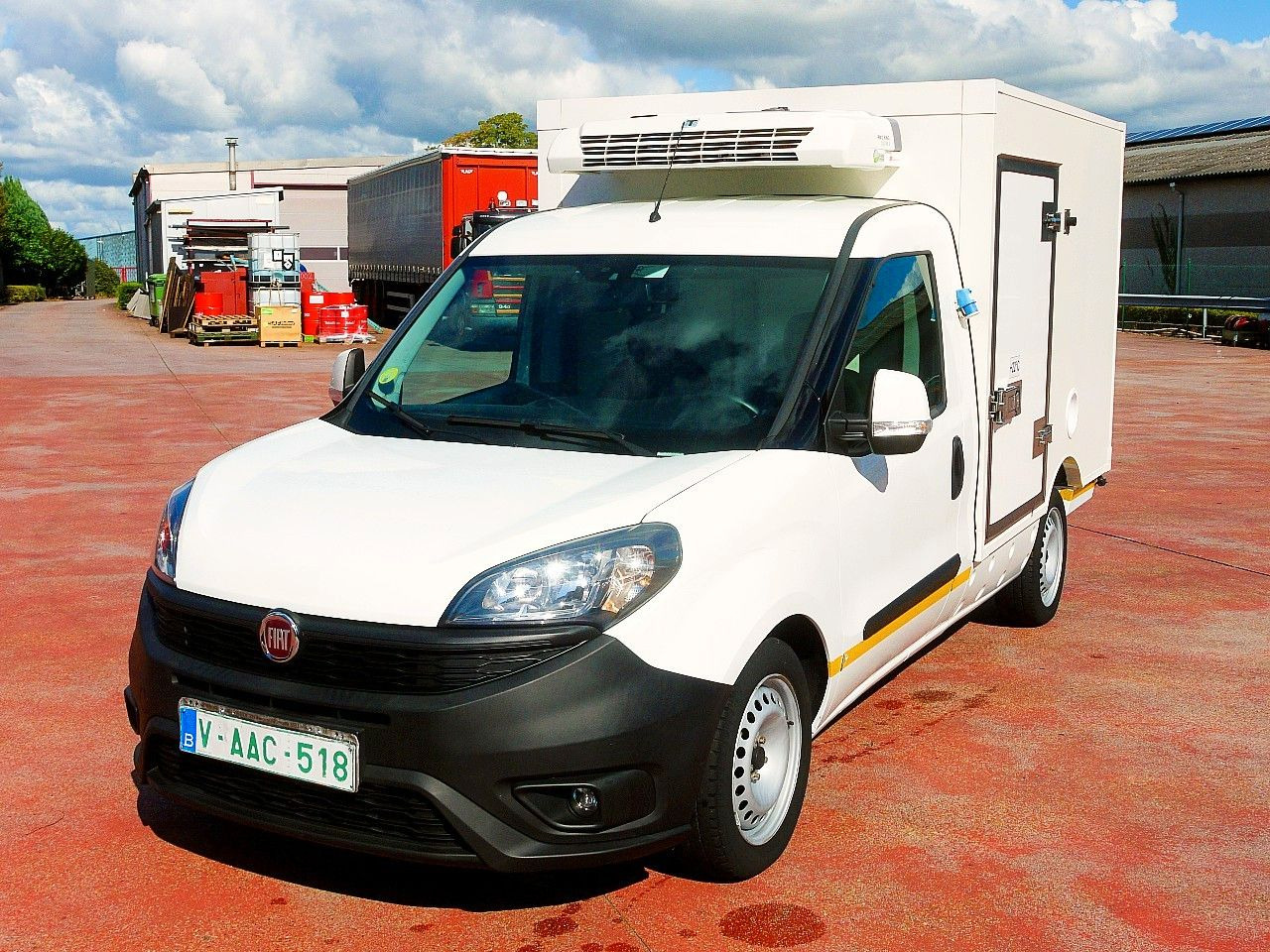 Fiat DOBLO 1.6 KUHLKOFFER THERMOKING MT A/C - Refrigerated van: picture 5 Fiat DOBLO 1.6 KUHLKOFFER THERMOKING MT A/C - Refrigerated van: picture 5