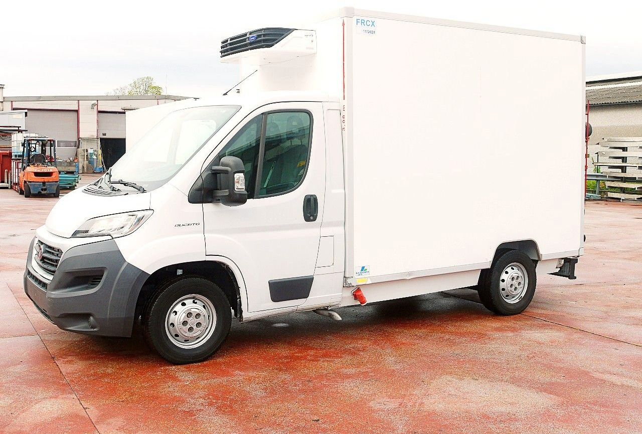 Fiat DUCATO 2.3 KUHLKOFFER FLEISH HAKEN CARRIER -20C - Refrigerated van: picture 4 Fiat DUCATO 2.3 KUHLKOFFER FLEISH HAKEN CARRIER -20C - Refrigerated van: picture 4