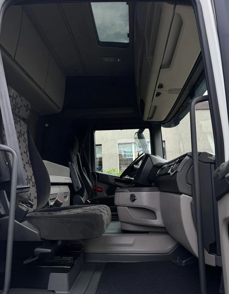 Scania R450 - Tractor unit: picture 3 Scania R450 - Tractor unit: picture 3