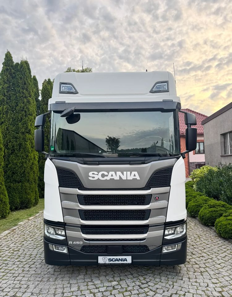 Scania R450 - Tractor unit: picture 2 Scania R450 - Tractor unit: picture 2