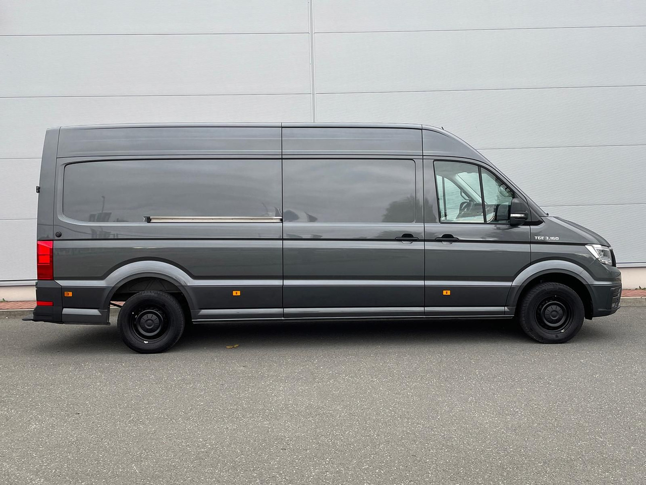MAN TGE 3.160 L4H3 KASTEN TEMPOMAT AHK SITZHZ DAB - Car: picture 5 MAN TGE 3.160 L4H3 KASTEN TEMPOMAT AHK SITZHZ DAB - Car: picture 5
