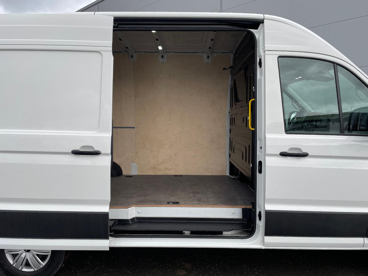 Panel van MAN TGE 3.180 L3H3 Kasten 4x4 STANDHZ DIFF AHK ACC: picture 9 Panel van MAN TGE 3.180 L3H3 Kasten 4x4 STANDHZ DIFF AHK ACC: picture 9