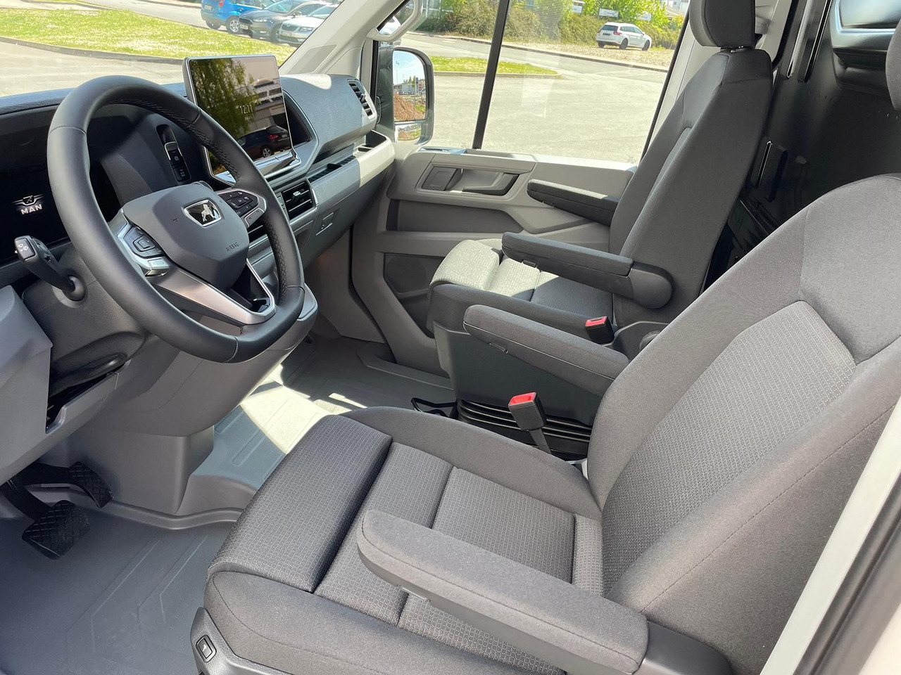 Panel van MAN TGE 3.180 L3H3 Kasten STANDHZ ACC NAVI KAMERA: picture 29