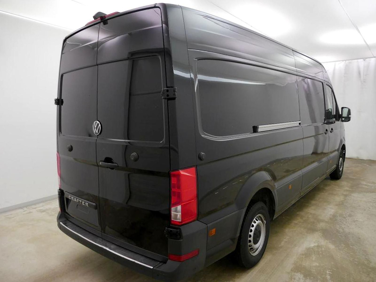 Volkswagen Crafter Kasten 35 L4H3 NAVI DAB KAMERA PDC - Panel van: picture 2 Volkswagen Crafter Kasten 35 L4H3 NAVI DAB KAMERA PDC - Panel van: picture 2