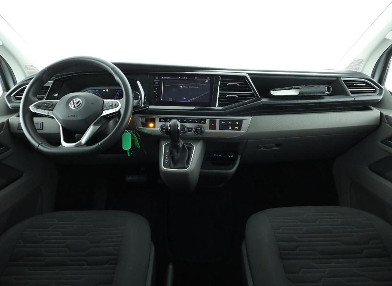 Volkswagen T6.1 Caravelle Comfortl LR 4M NAV el. Trittstufe - Minibus, Passenger van: picture 5 Volkswagen T6.1 Caravelle Comfortl LR 4M NAV el. Trittstufe - Minibus, Passenger van: picture 5