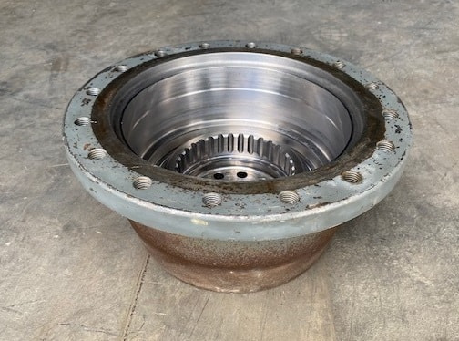 Liebherr Abtriebsglocke ID-Nr.90216077. Typ:FAT400G546. PR71605LGP, PR716LGP, PR716XL. - Final drive for Bulldozer: picture 1 Liebherr Abtriebsglocke ID-Nr.90216077. Typ:FAT400G546. PR71605LGP, PR716LGP, PR716XL. - Final drive for Bulldozer: picture 1