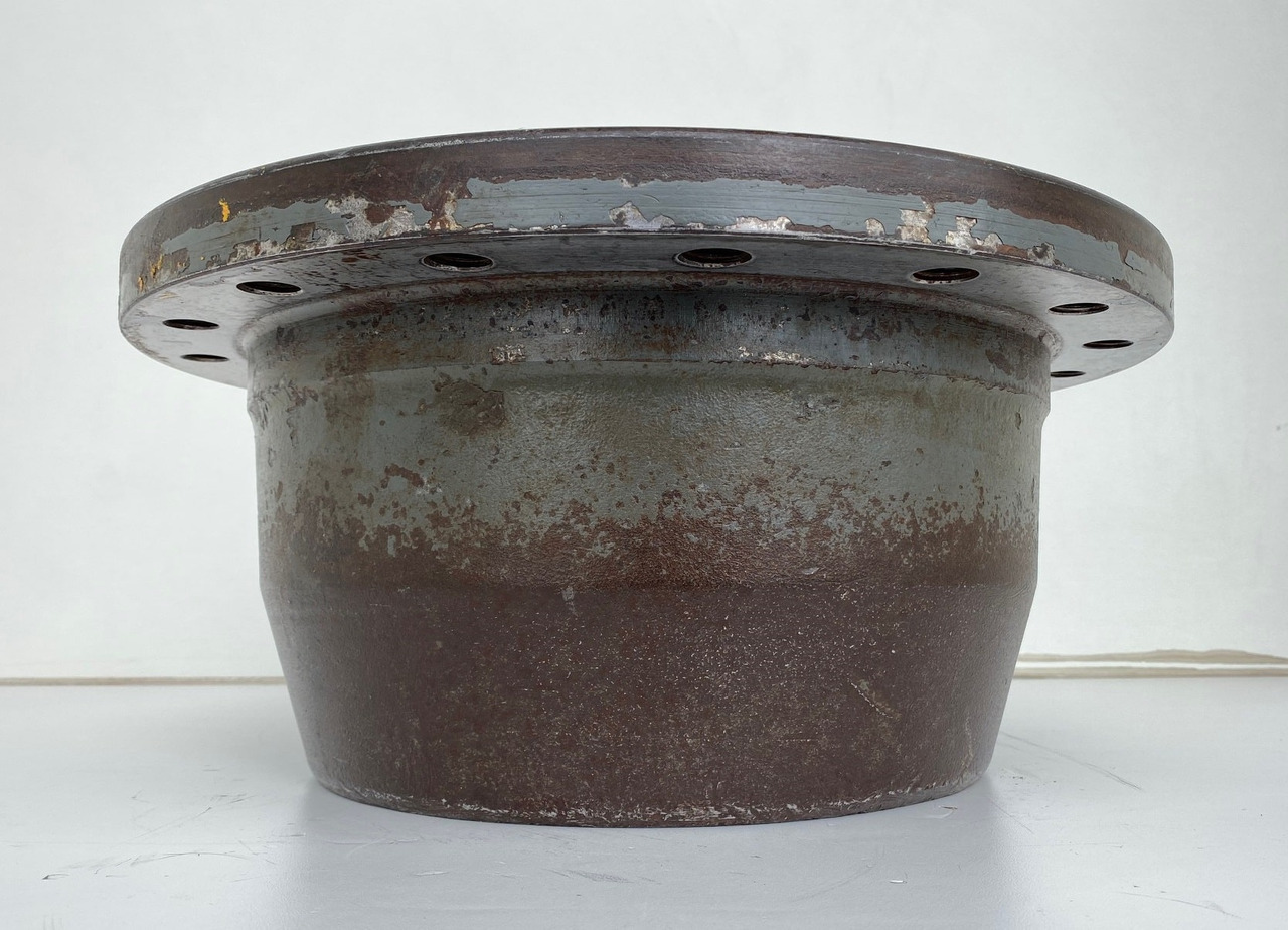 Liebherr Abtriebsglocke ID-Nr.90216077. Typ:FAT400G546. Typ:PR71605LGP, PR716LGP, PR716XL. - Final drive for Construction machinery: picture 4 Liebherr Abtriebsglocke ID-Nr.90216077. Typ:FAT400G546. Typ:PR71605LGP, PR716LGP, PR716XL. - Final drive for Construction machinery: picture 4