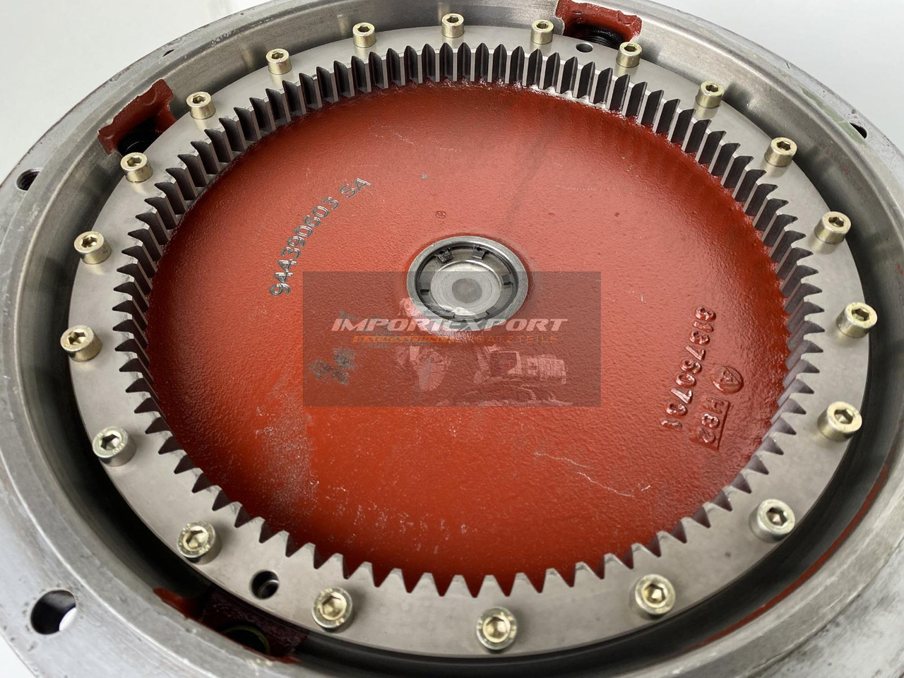 Final drive for Crawler excavator Liebherr Fahrantrieb Typ:FAT450P004, ID-Nr.9443840 - ID-Nr.944384003. LH60C, LH60CP, LH60EC, LH80C, LH80EC, ER944C, LOS944, LOS954, R944B, R944C, R954B, R954C. #794#: picture 18 Final drive for Crawler excavator Liebherr Fahrantrieb Typ:FAT450P004, ID-Nr.9443840 - ID-Nr.944384003. LH60C, LH60CP, LH60EC, LH80C, LH80EC, ER944C, LOS944, LOS954, R944B, R944C, R954B, R954C. #794#: picture 18