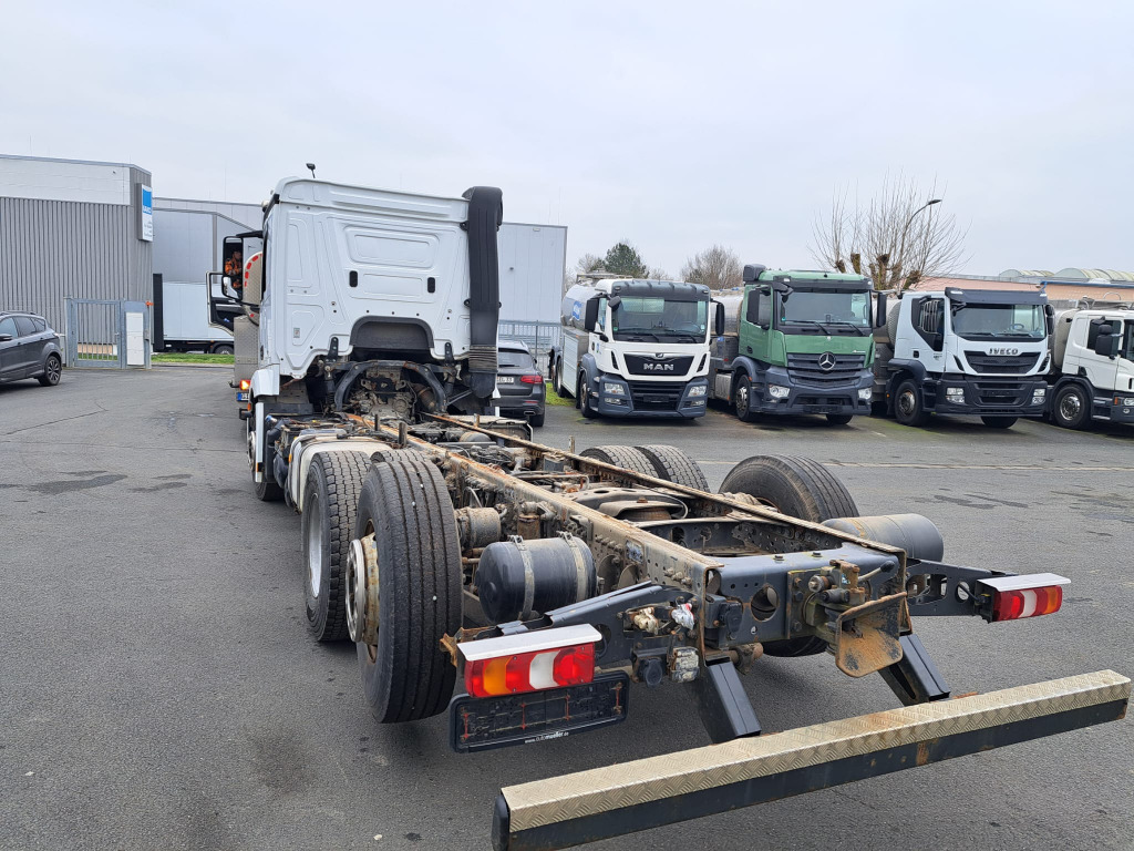 Mercedes Benz Actros 2545 L 6x2 Motorschaden(Nr. 5785) - Cab chassis truck: picture 5 Mercedes Benz Actros 2545 L 6x2 Motorschaden(Nr. 5785) - Cab chassis truck: picture 5