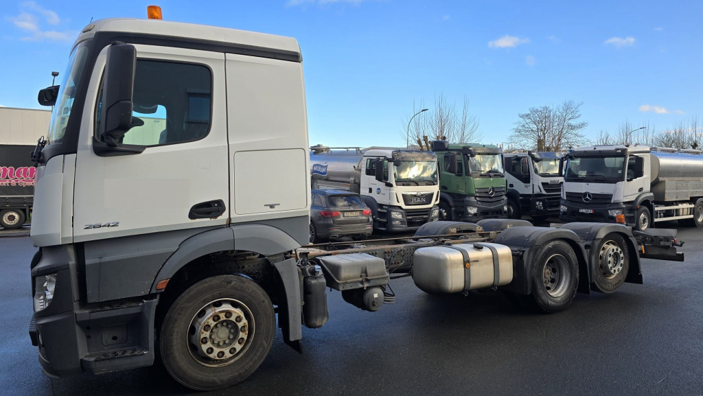 Mercedes Benz Actros 2642  Fahrgestell ohne Aufbau (Nr. 5800) - Cab chassis truck: picture 2 Mercedes Benz Actros 2642  Fahrgestell ohne Aufbau (Nr. 5800) - Cab chassis truck: picture 2