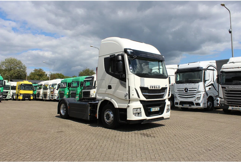 Iveco STRALIS 400 * RETARDER * CNG * 4X2 * LOW KM * MOTOR PROBLEM - Tractor unit: picture 3 Iveco STRALIS 400 * RETARDER * CNG * 4X2 * LOW KM * MOTOR PROBLEM - Tractor unit: picture 3