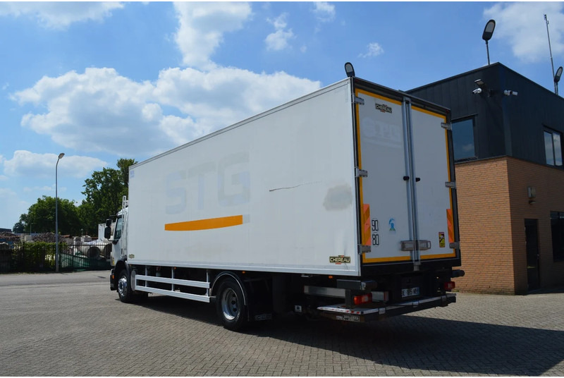 Volvo FE 260 * EURO5 * CARRIER SUPRA SILENT 950 MT * 4X2 * - Refrigerator truck: picture 3 Volvo FE 260 * EURO5 * CARRIER SUPRA SILENT 950 MT * 4X2 * - Refrigerator truck: picture 3