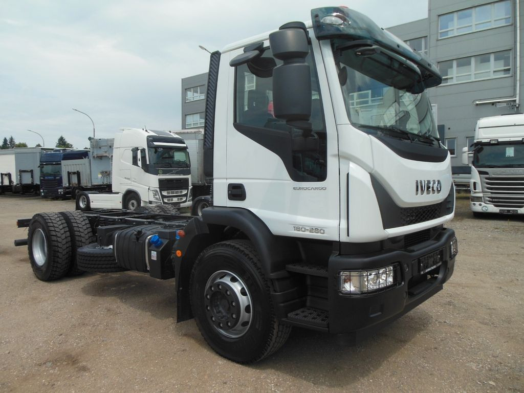 Iveco EUROCARGO ML 180E28/P, PTO - Cab chassis truck: picture 2 Iveco EUROCARGO ML 180E28/P, PTO - Cab chassis truck: picture 2