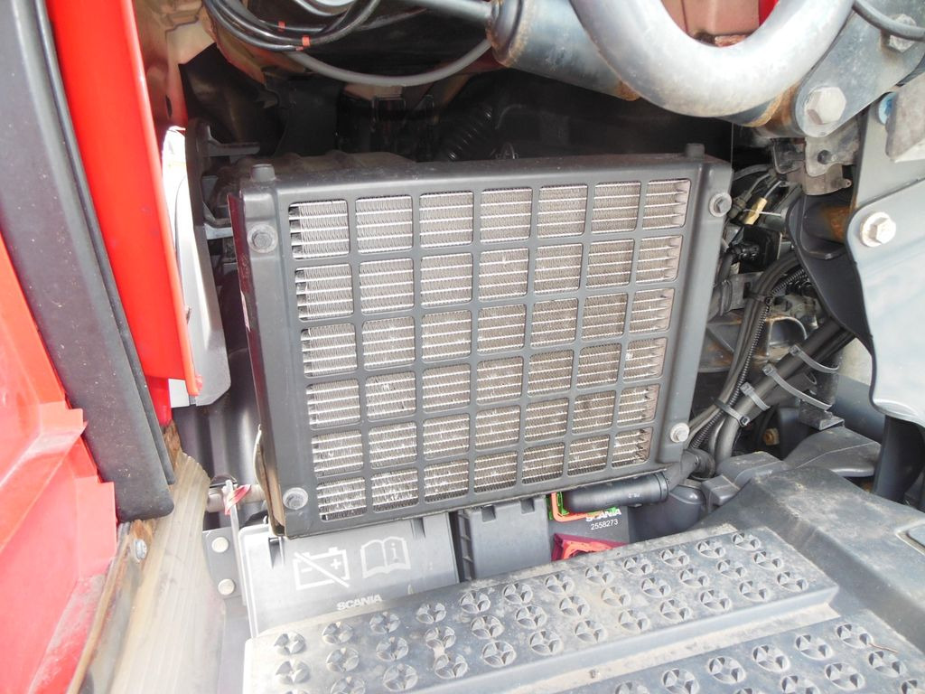 Tractor unit Scania R450 LOWDECK, RETARDER, STANDKLIMA, VOLL LUFT: picture 18