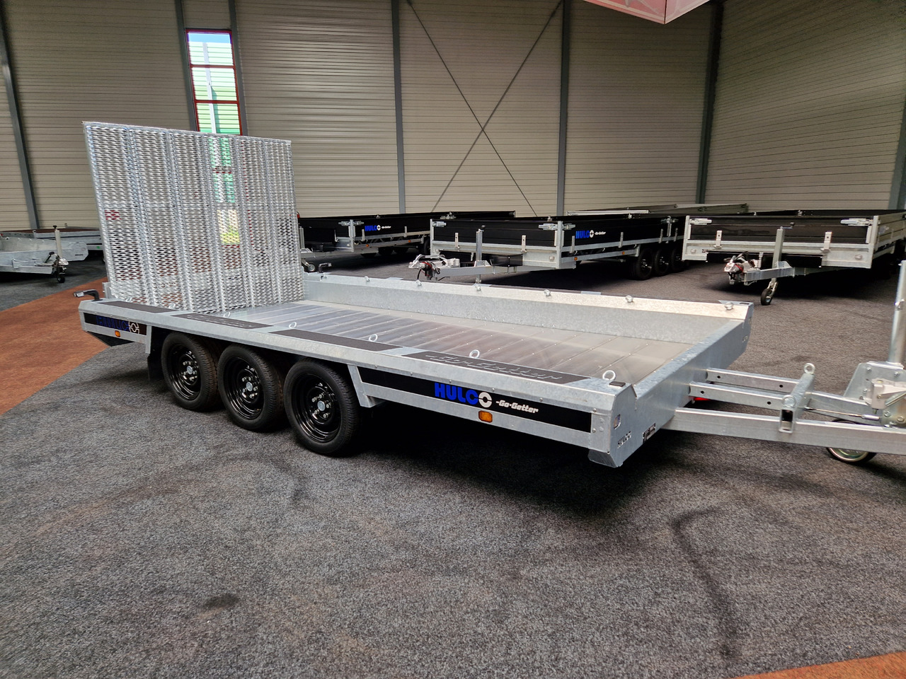 HULCO TERRAX-3 Go Getter Aluboden 394x180x27cm Heckrampe 150cm LED Tridem 3500kg - Plant trailer: picture 1 HULCO TERRAX-3 Go Getter Aluboden 394x180x27cm Heckrampe 150cm LED Tridem 3500kg - Plant trailer: picture 1