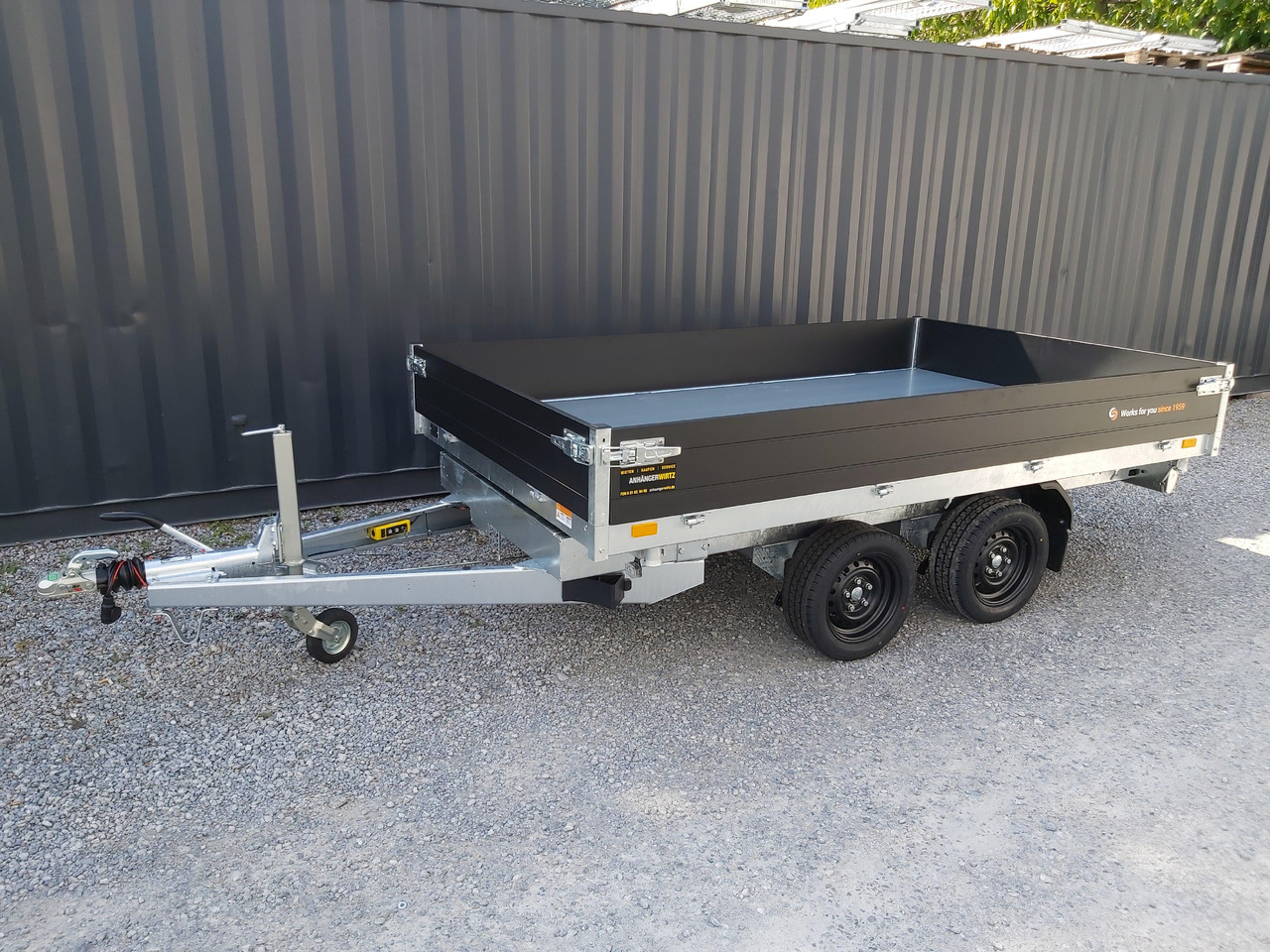 Tipper trailer Saris Kipper K3 306 184 2700 2 E 306x184x30cm black Edition Elektro 13" 2700kg Januar Aktion: picture 8 Tipper trailer Saris Kipper K3 306 184 2700 2 E 306x184x30cm black Edition Elektro 13" 2700kg Januar Aktion: picture 8