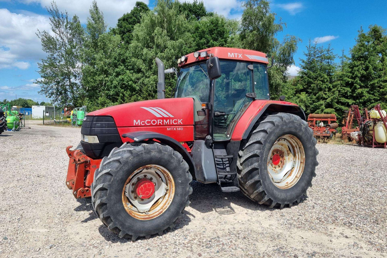 McCORMICK MTX140 - Farm tractor: picture 1 McCORMICK MTX140 - Farm tractor: picture 1