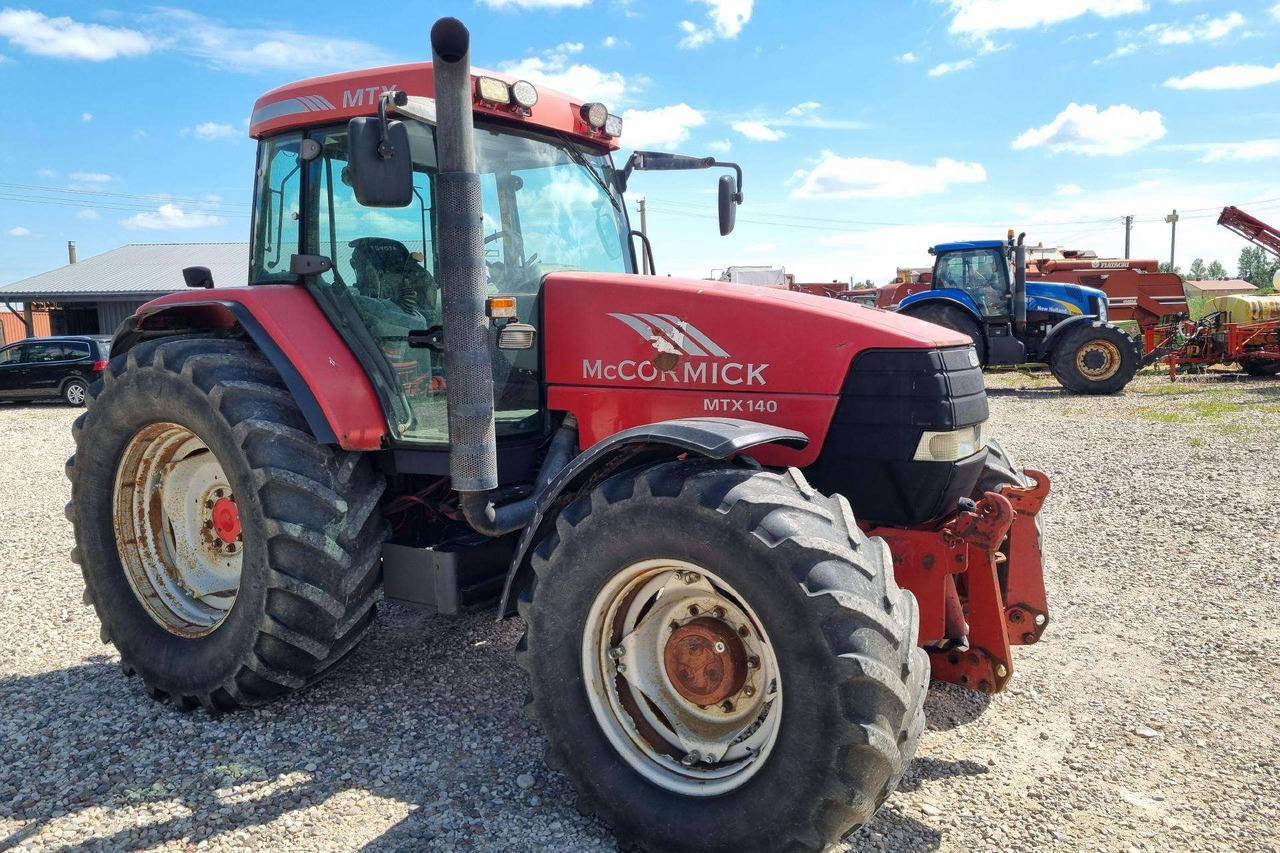 McCORMICK MTX140 - Farm tractor: picture 2 McCORMICK MTX140 - Farm tractor: picture 2