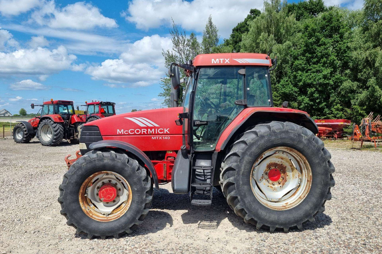 McCORMICK MTX140 - Farm tractor: picture 4 McCORMICK MTX140 - Farm tractor: picture 4