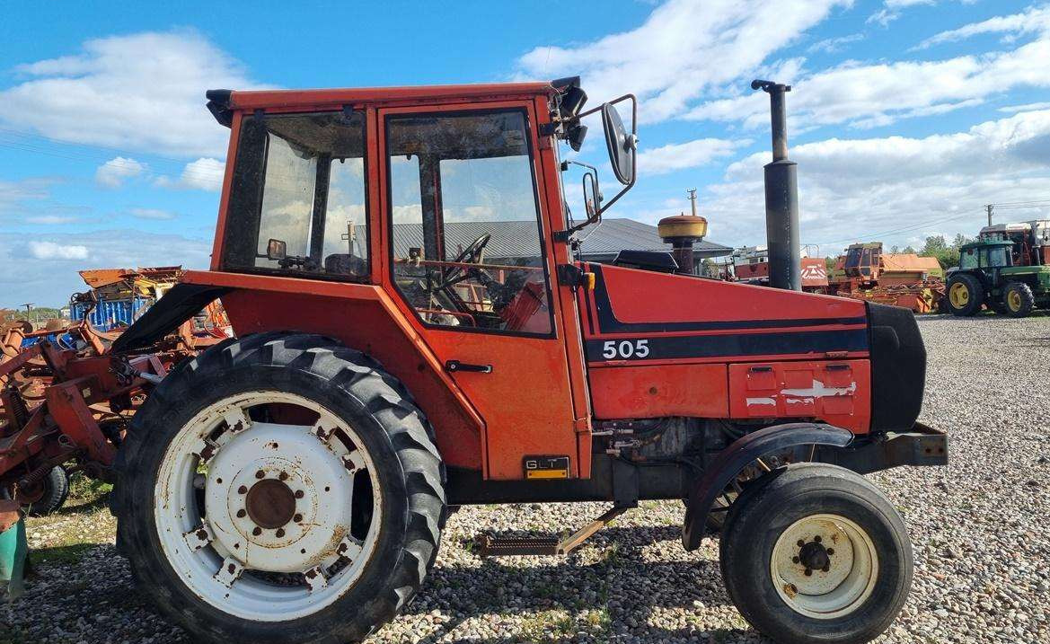 Valmet 505 - Farm tractor: picture 3 Valmet 505 - Farm tractor: picture 3