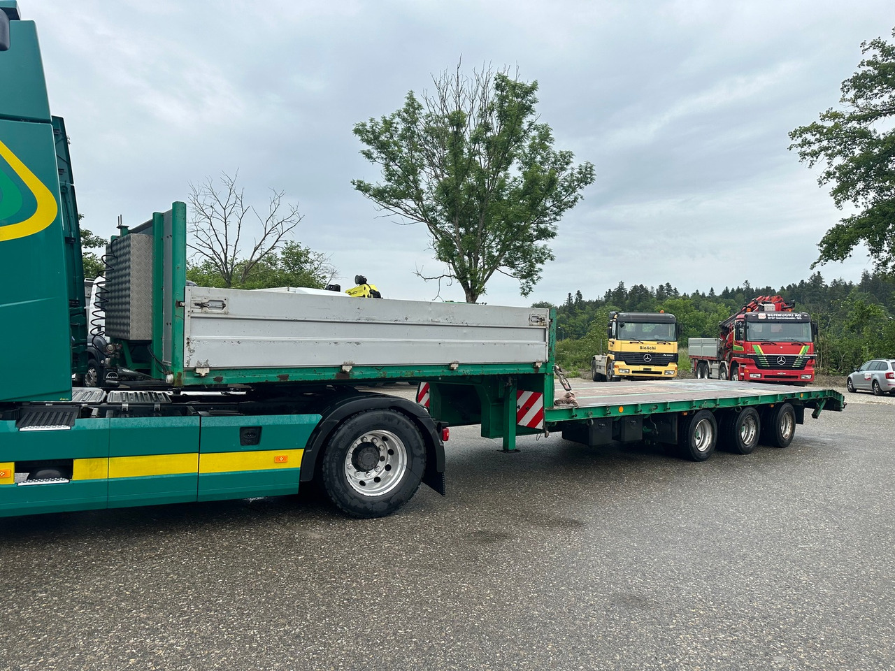 Low loader semi-trailer KÖGEL GN 24: picture 1