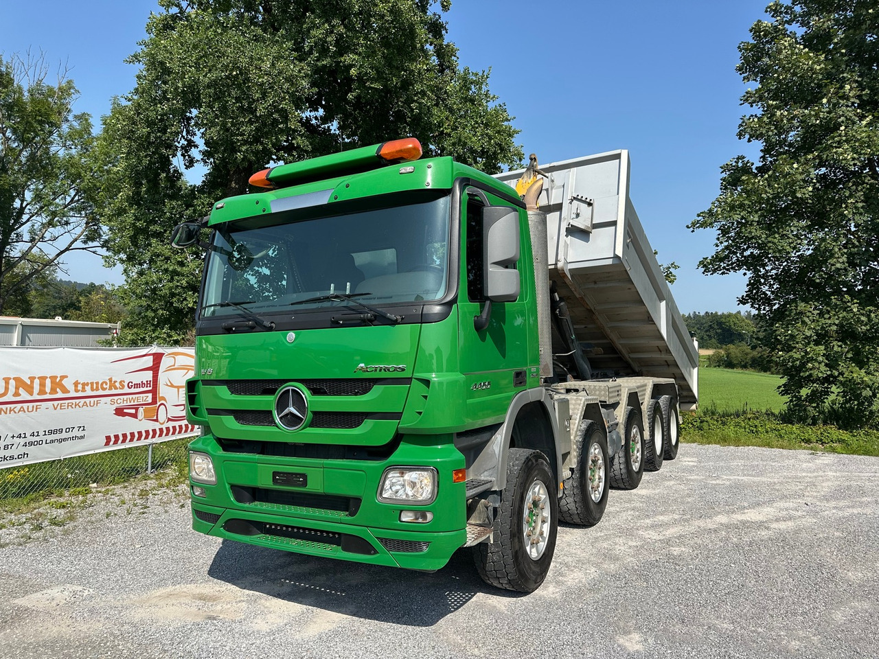 MERCEDES-BENZ Actros 4455 10x4 Moser - Hook lift truck: picture 1 MERCEDES-BENZ Actros 4455 10x4 Moser - Hook lift truck: picture 1