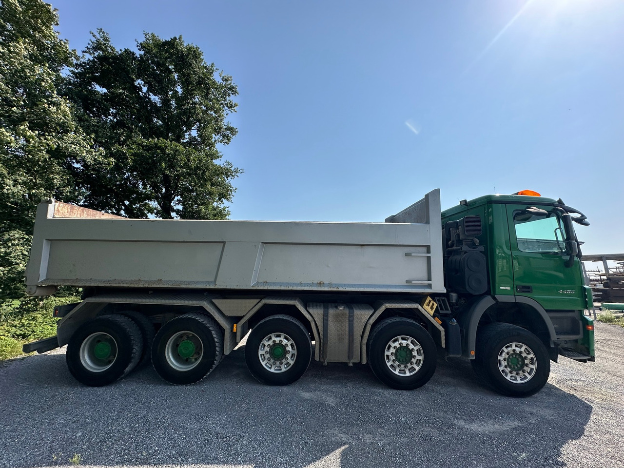 MERCEDES-BENZ Actros 4455 10x4 Moser - Hook lift truck: picture 3 MERCEDES-BENZ Actros 4455 10x4 Moser - Hook lift truck: picture 3