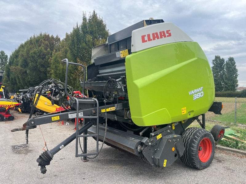 Claas Variant 380 - Round baler: picture 4 Claas Variant 380 - Round baler: picture 4