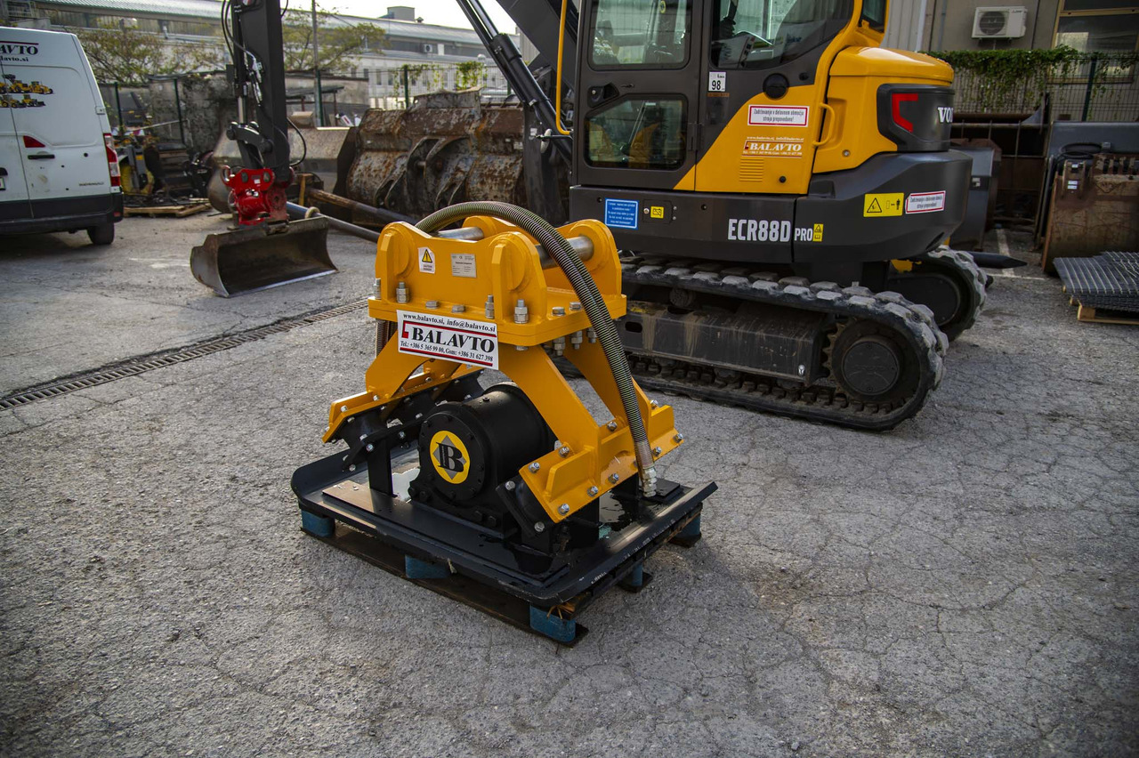 Plate compactor Vibro BAT08 - Attachment for Excavator: picture 3 Plate compactor Vibro BAT08 - Attachment for Excavator: picture 3