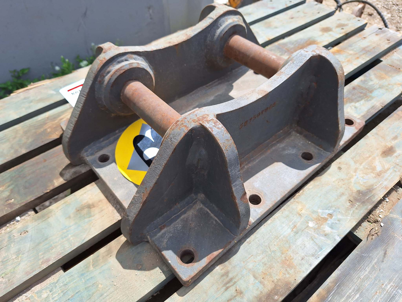 D&A 50 attachment plate for hydraulic breaker - Quick coupler: picture 4 D&A 50 attachment plate for hydraulic breaker - Quick coupler: picture 4