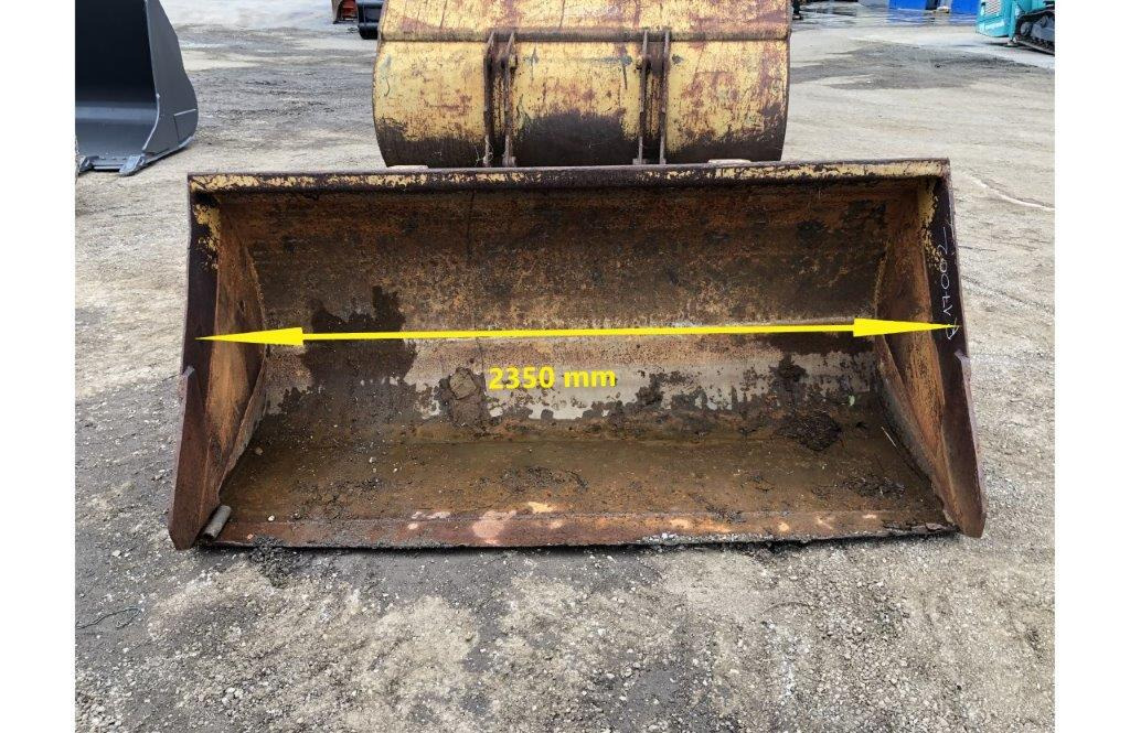 Loader bucket 2350 mm for Volvo BM4600 - Loader bucket: picture 1 Loader bucket 2350 mm for Volvo BM4600 - Loader bucket: picture 1