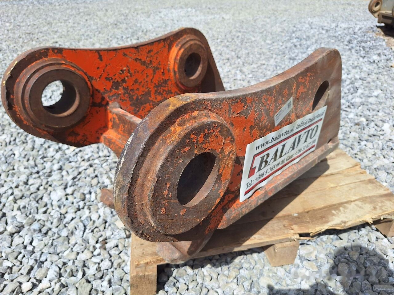 VTN hydraulic - Quick coupler for Excavator: picture 1 VTN hydraulic - Quick coupler for Excavator: picture 1