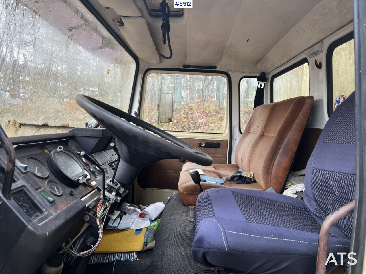 Box Truck - Volvo F610 Turbo - Box truck: picture 5 Box Truck - Volvo F610 Turbo - Box truck: picture 5