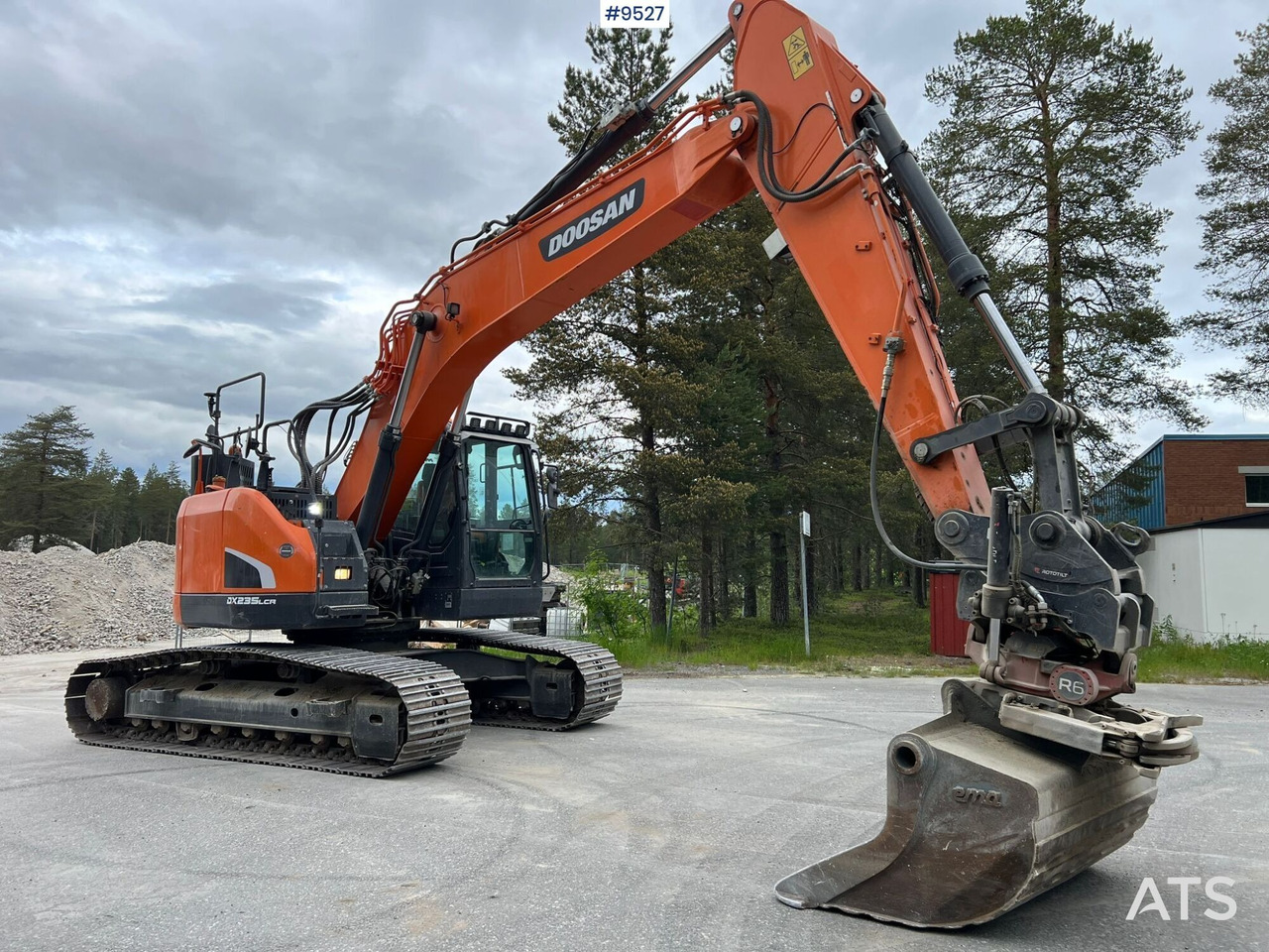 Excavator Doosan DX235 LCR-5 with excavator system (SEE VIDEO) - Crawler excavator: picture 3 Excavator Doosan DX235 LCR-5 with excavator system (SEE VIDEO) - Crawler excavator: picture 3