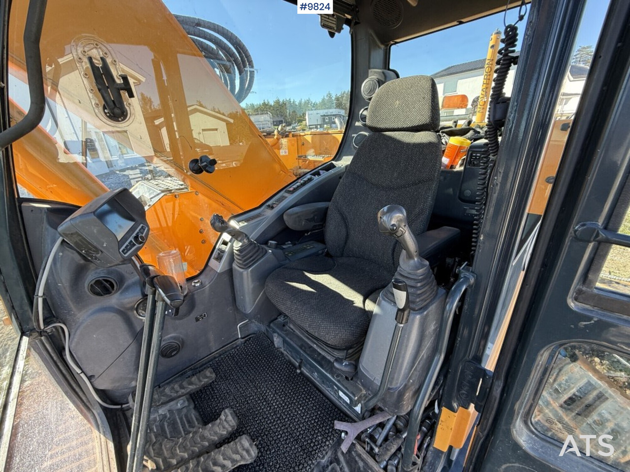 Hyundai Robex 235LCR-9A excavator - Crawler excavator: picture 5 Hyundai Robex 235LCR-9A excavator - Crawler excavator: picture 5