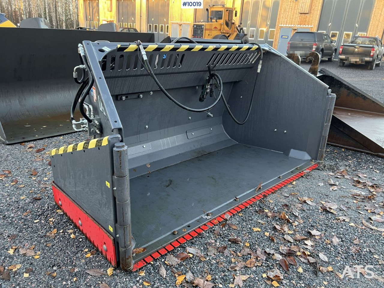 Multi-bucket VAMA EPS225 - Loader bucket: picture 3 Multi-bucket VAMA EPS225 - Loader bucket: picture 3