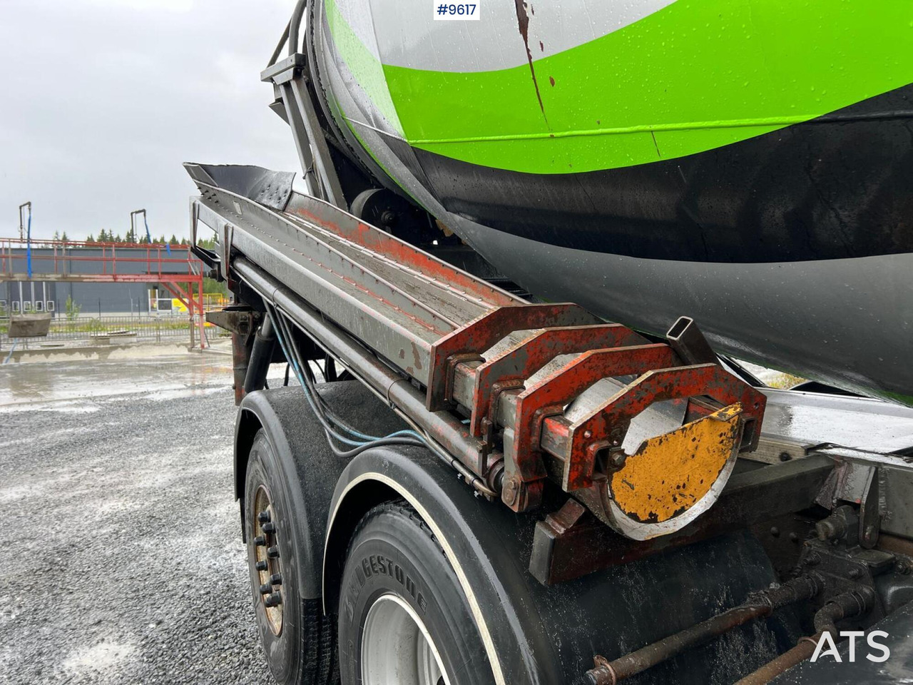 Concrete mixer truck Scania R124 tridem with LAXO quick release / Concrete truck: picture 19