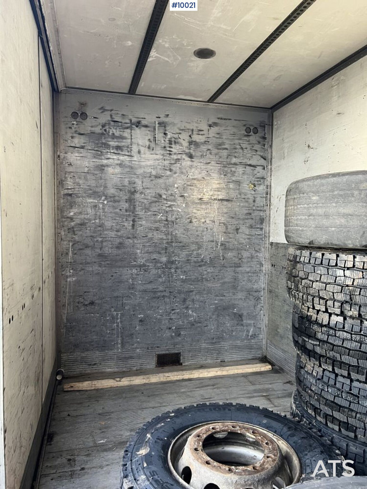 Lease a  Scania R164 Box Truck Scania R164 Box Truck: picture 6