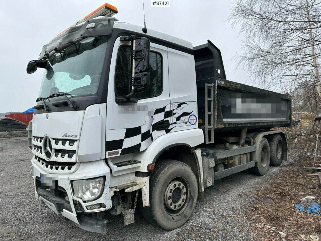TIPPER TRUCK, MERCEDES-BENZ AROCS - Tipper: picture 1 TIPPER TRUCK, MERCEDES-BENZ AROCS - Tipper: picture 1
