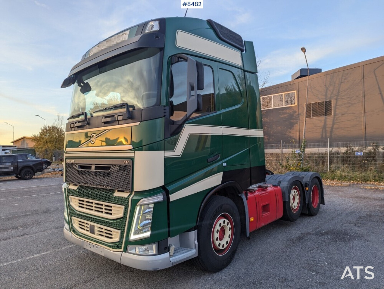 Tractor Unit Volvo FH460 Pusher - Tractor unit: picture 1 Tractor Unit Volvo FH460 Pusher - Tractor unit: picture 1