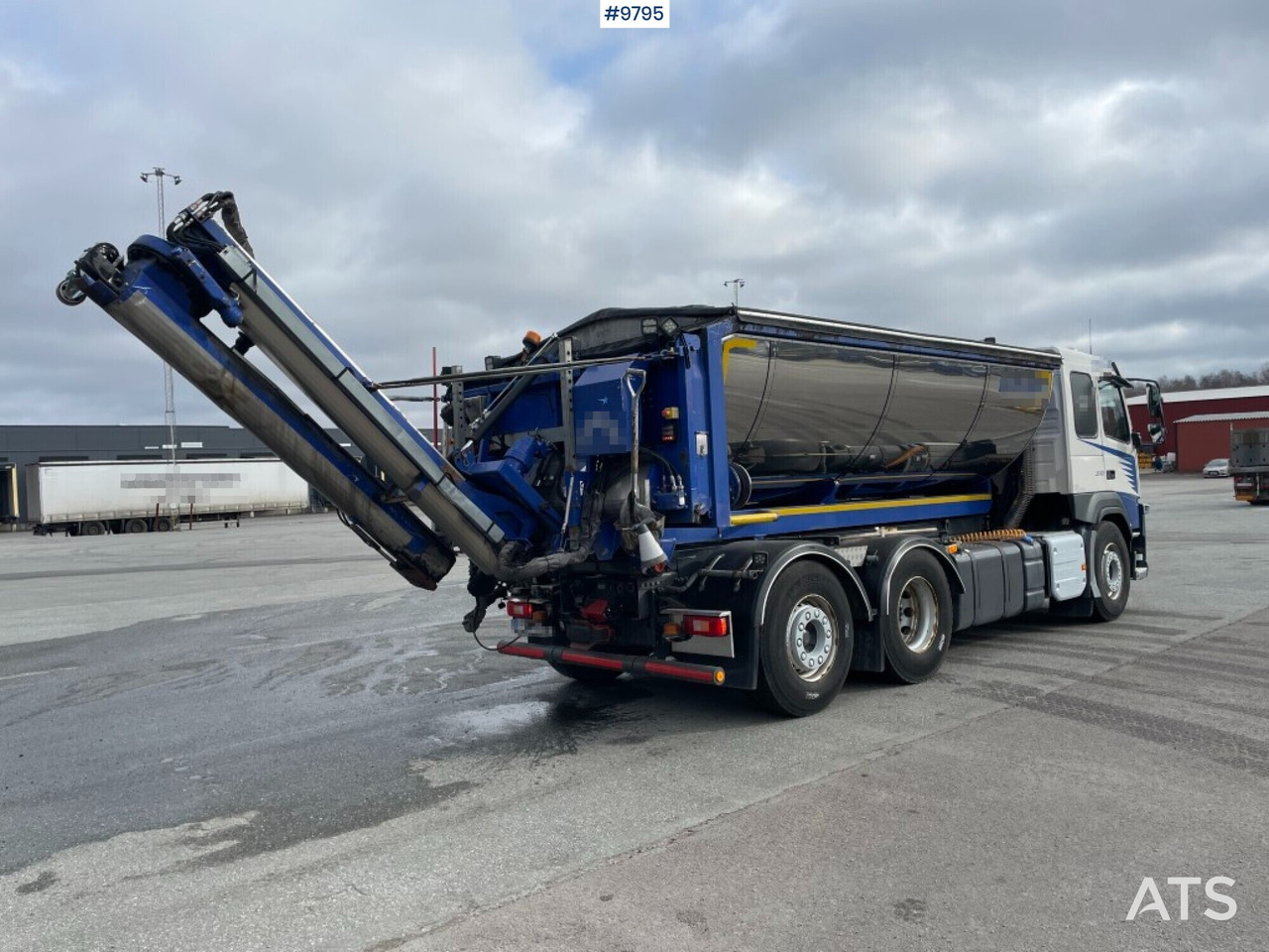 Volvo FM 370 6X2 Spreader truck - Tipper: picture 5 Volvo FM 370 6X2 Spreader truck - Tipper: picture 5