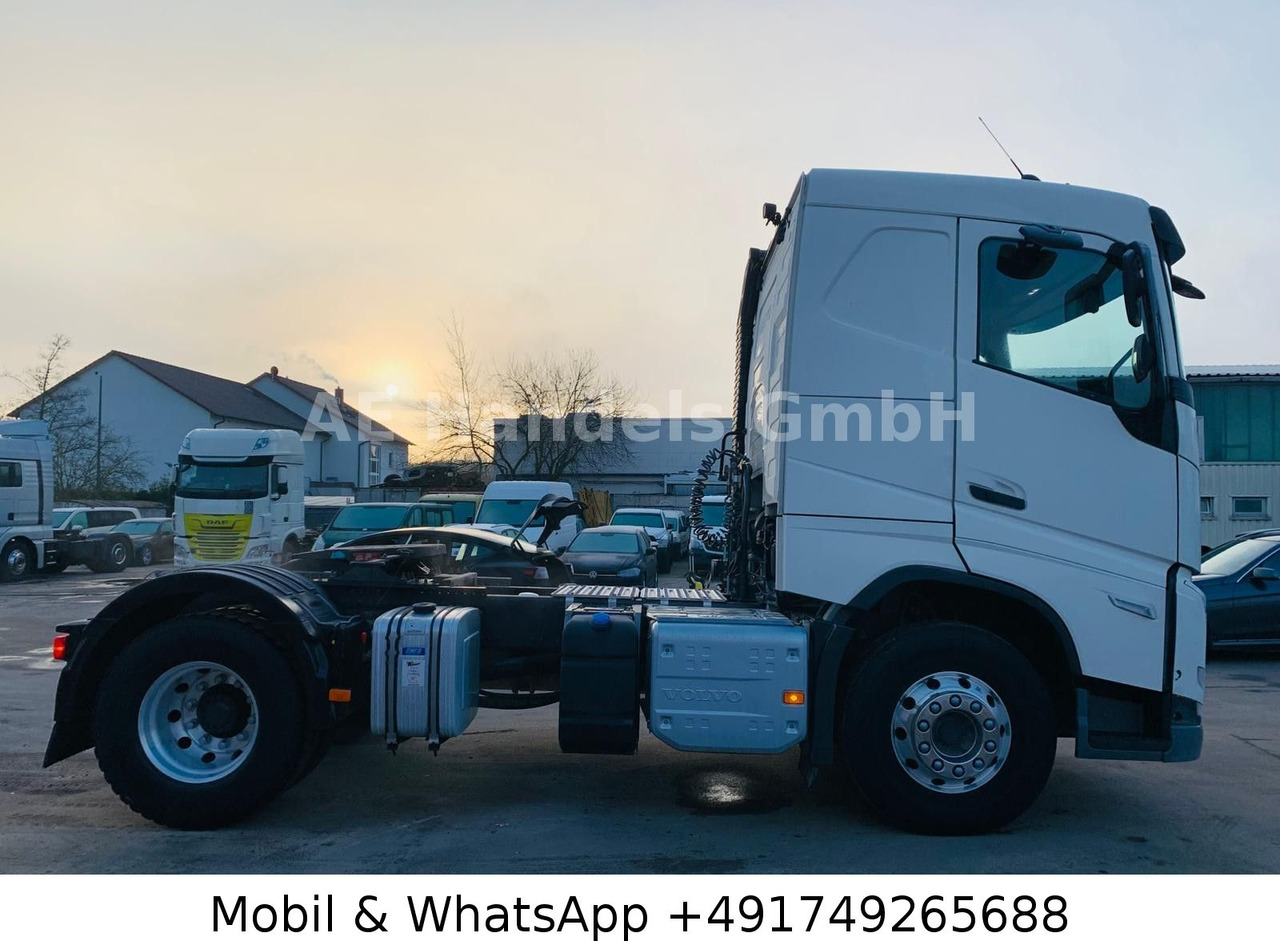 Volvo FH13 460 Sleeper Cab BL 4x2*VEB+/Hydr./Digital - Tractor unit: picture 2 Volvo FH13 460 Sleeper Cab BL 4x2*VEB+/Hydr./Digital - Tractor unit: picture 2