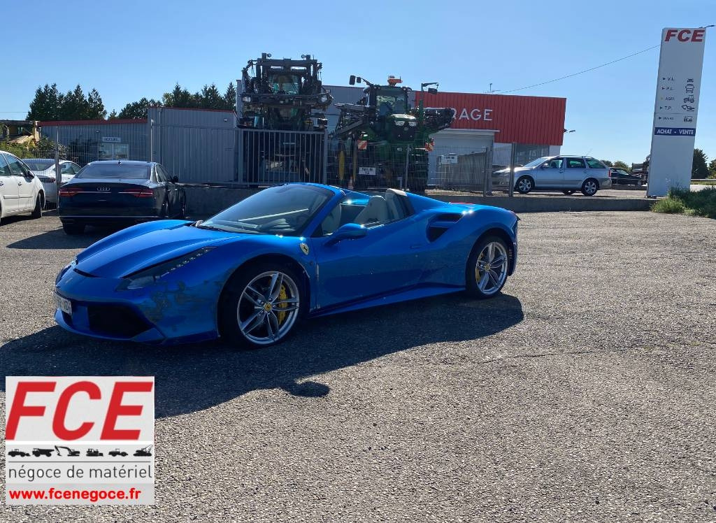 Ferrari 488 SPIDER -Carte Grise Française endommagé - Car: picture 1 Ferrari 488 SPIDER -Carte Grise Française endommagé - Car: picture 1
