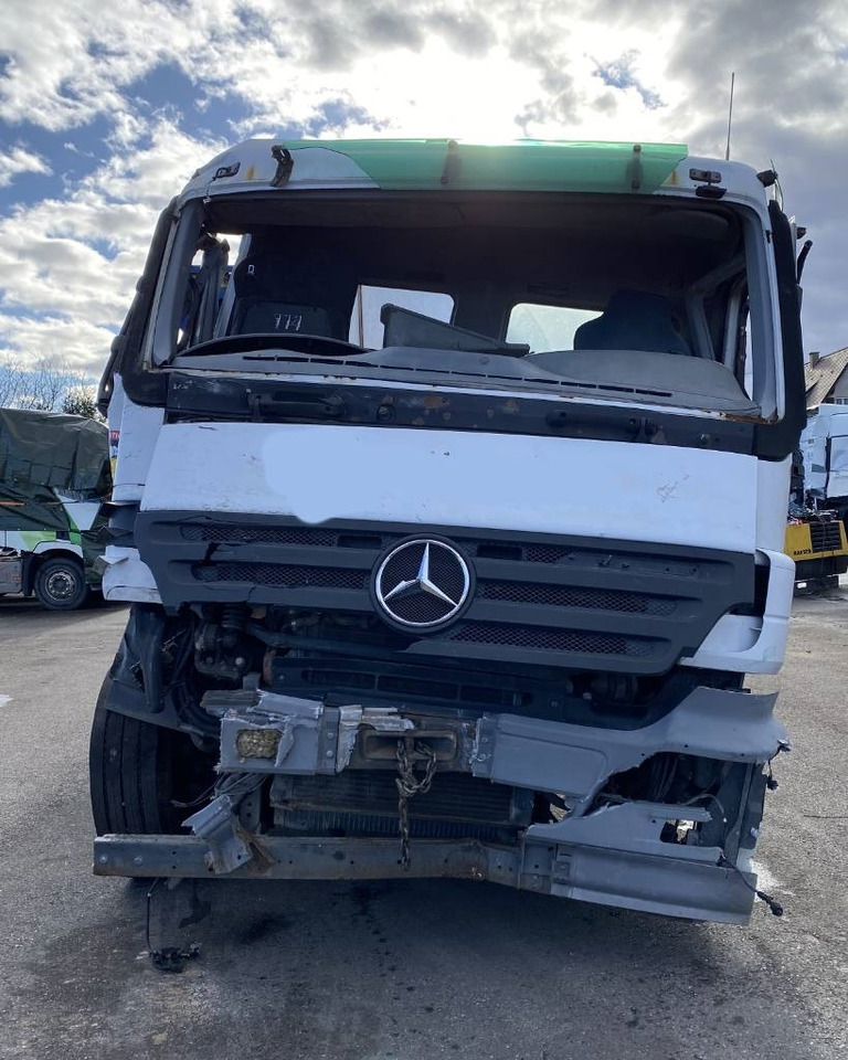 Mercedes-Benz ACTROS Mp2 2536/6x2 BVM -ACMAR CRAON Z12341 - Asphalt distributor: picture 2 Mercedes-Benz ACTROS Mp2 2536/6x2 BVM -ACMAR CRAON Z12341 - Asphalt distributor: picture 2