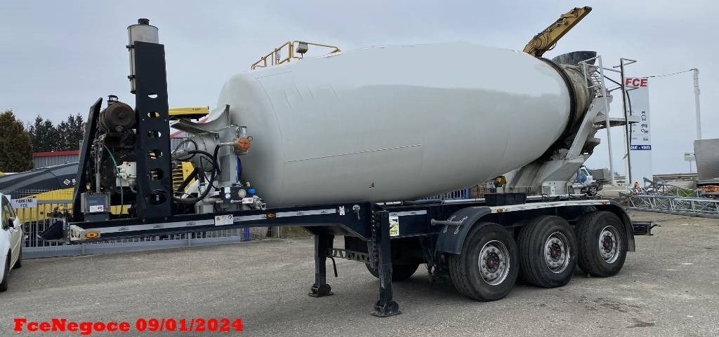 Euromix MTP Malaxeur a béton MTPS.T EM12RFPT Origine 3180hrs!! - Semi-trailer: picture 1 Euromix MTP Malaxeur a béton MTPS.T EM12RFPT Origine 3180hrs!! - Semi-trailer: picture 1