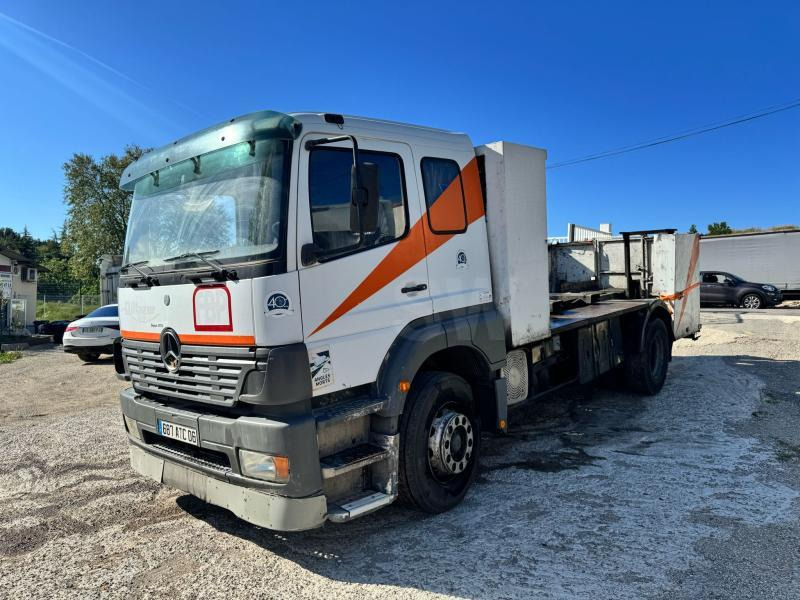 Mercedes Axor 1828 - Tractor unit: picture 1 Mercedes Axor 1828 - Tractor unit: picture 1