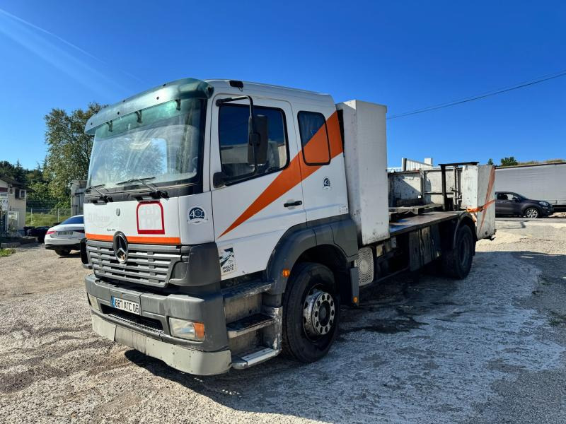 Mercedes Axor 1828 - Tractor unit: picture 3 Mercedes Axor 1828 - Tractor unit: picture 3